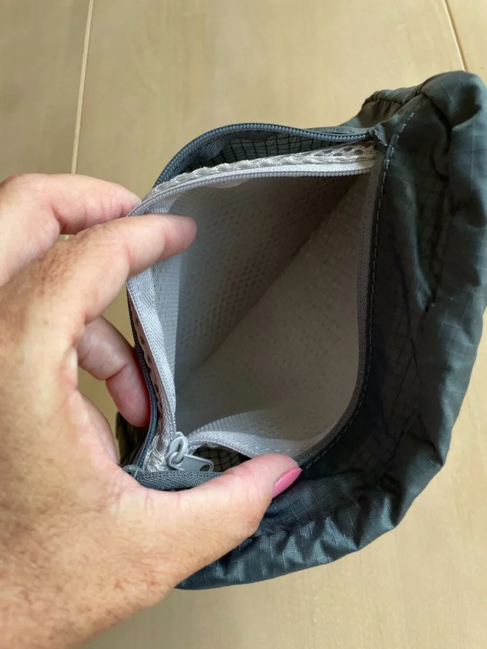 Entire Closet $5! GoPro Camera Small Accessories Travel Storage Bag